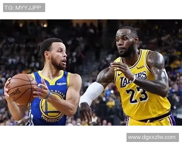 勇士与湖人激战再续NBA经典对决谁能在季后赛中笑到最后